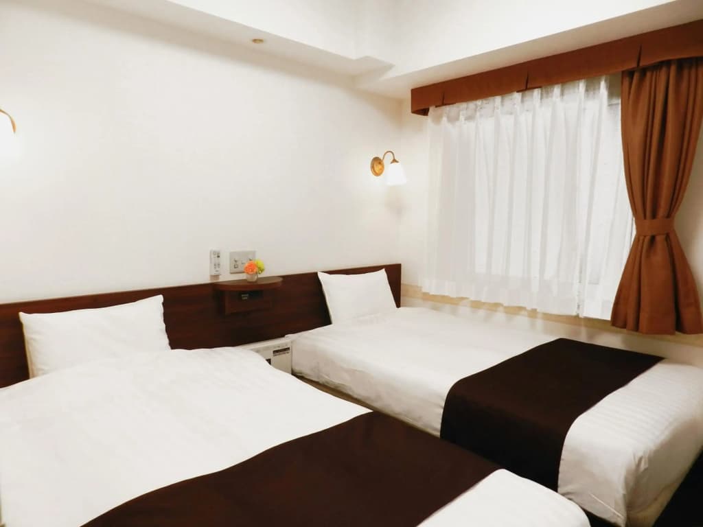 Hotel Check In Shimbashi - photo 4