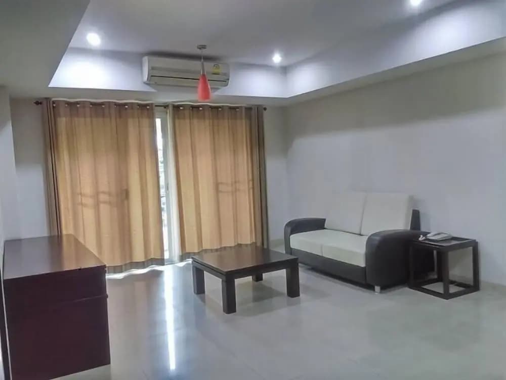 Laidback Place Apartment - photo 5