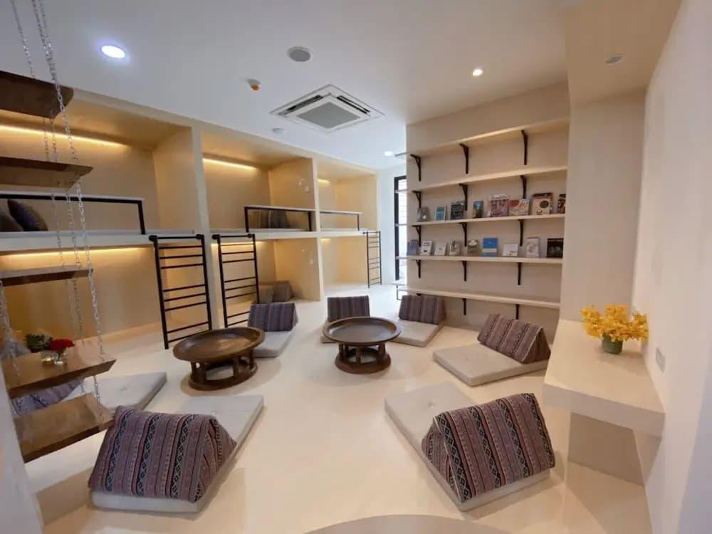 9 Resident - photo 17