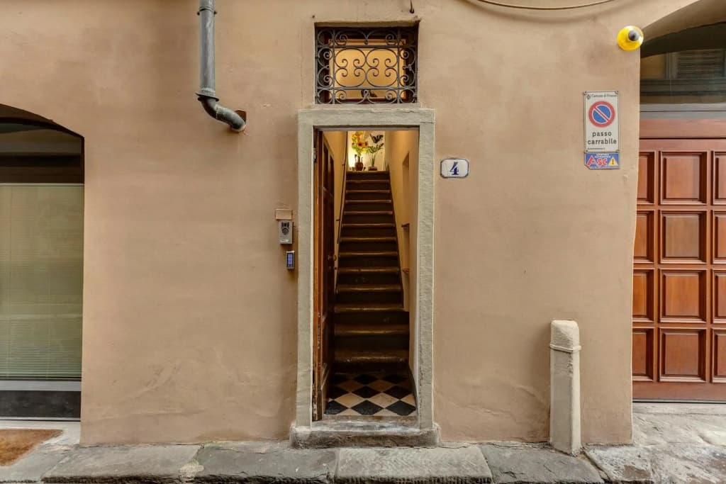 Geppi's Apartments - photo 1