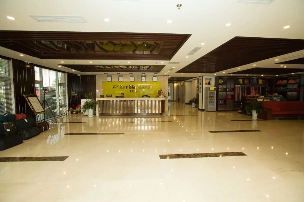 K-Zone The Star Hotel - photo 2
