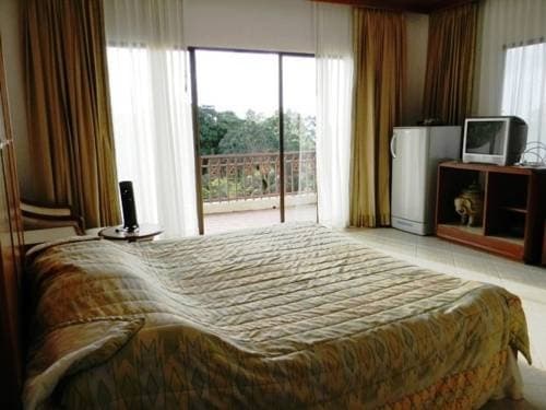 Phuket Nature Home Resort - photo 4