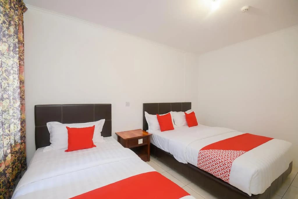 OYO 989 Ostay Inn - photo 2