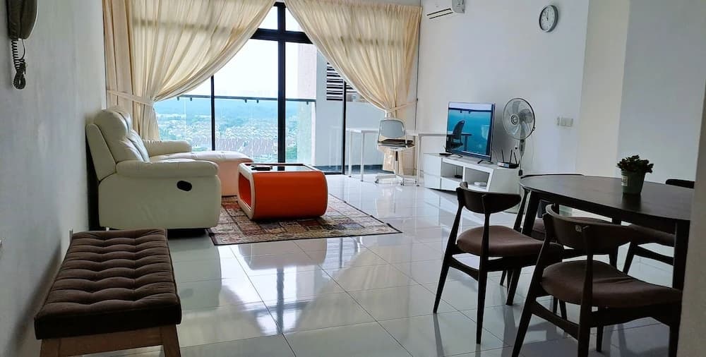 JB Bukit Indah Skyloft Suites - photo 5