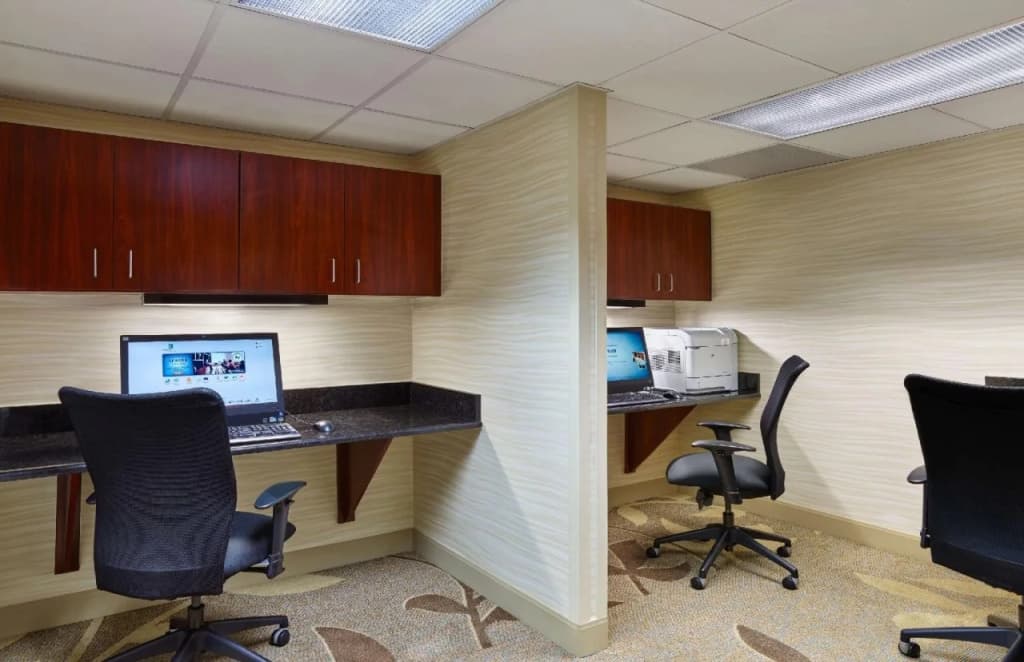 Embassy Suites Orlando Downtown - photo 3