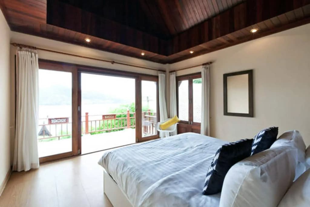Villa H - photo 1