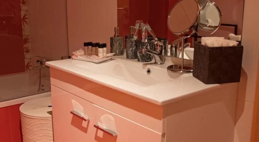 Host'Bell Rooms & Suites - photo 9