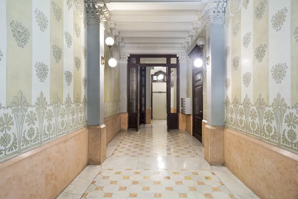 Urquinaona Apartment - photo 7
