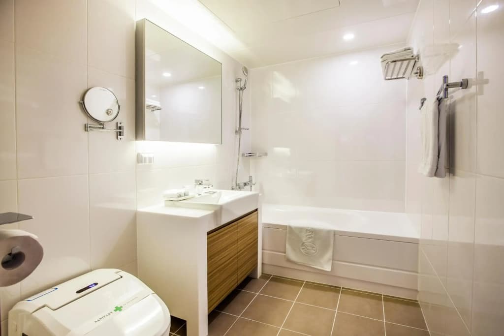 Hamilton Hotel - photo 9