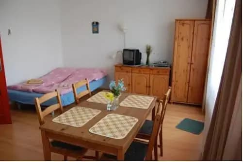 Bronson Apartman - photo 12