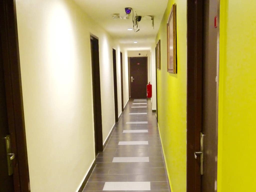 33 Star Hotel by The Sqwhere - photo 11