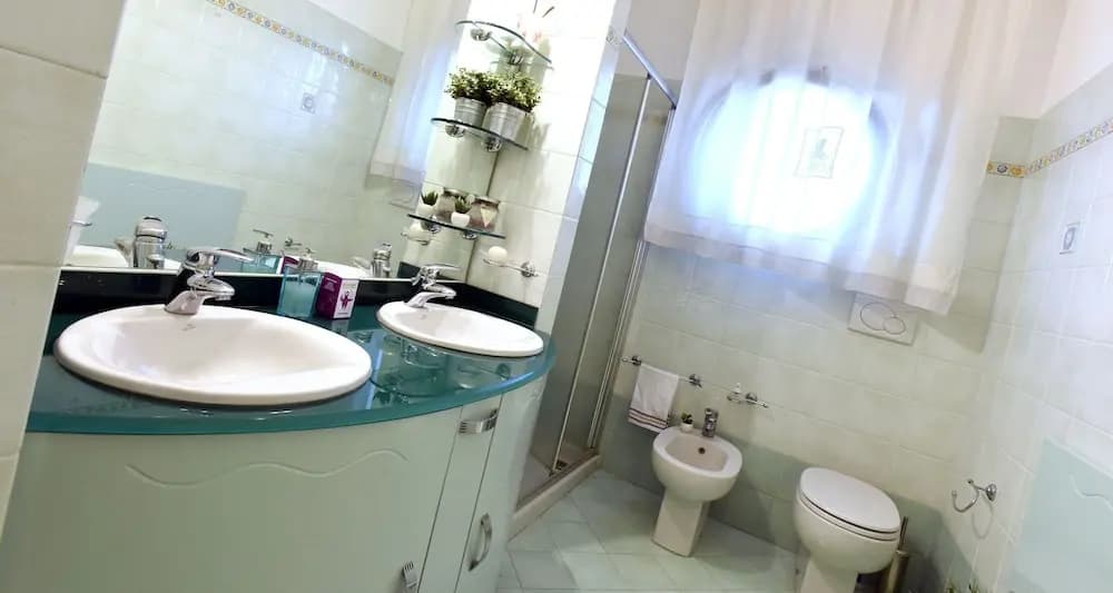 JOIVY Victorian House - photo 9