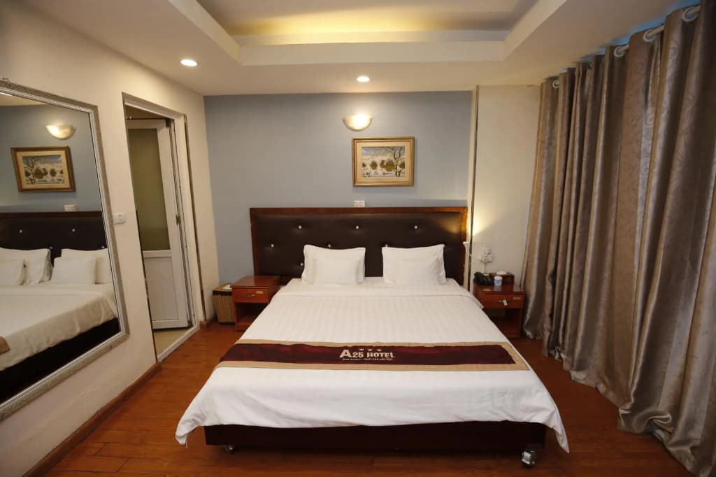 A25 Hotel - 46 Chau Long - photo 4