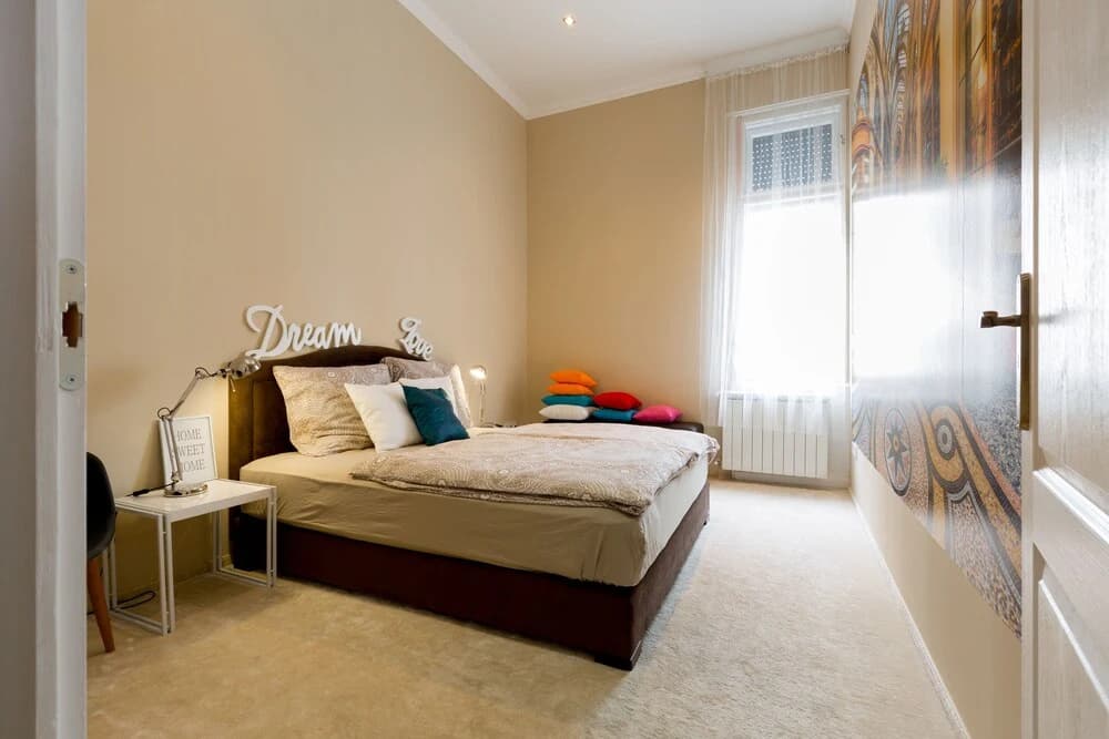 Luxurious 2 bedrooms apartment downtown - photo 2