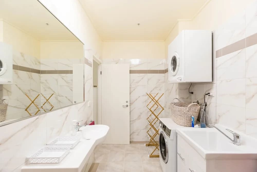 ARCHIE, 1BDR Melbourne Apartment - photo 15