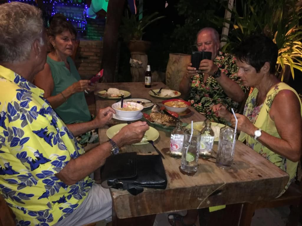 The Lazy Bar And Guesthouse - photo 28