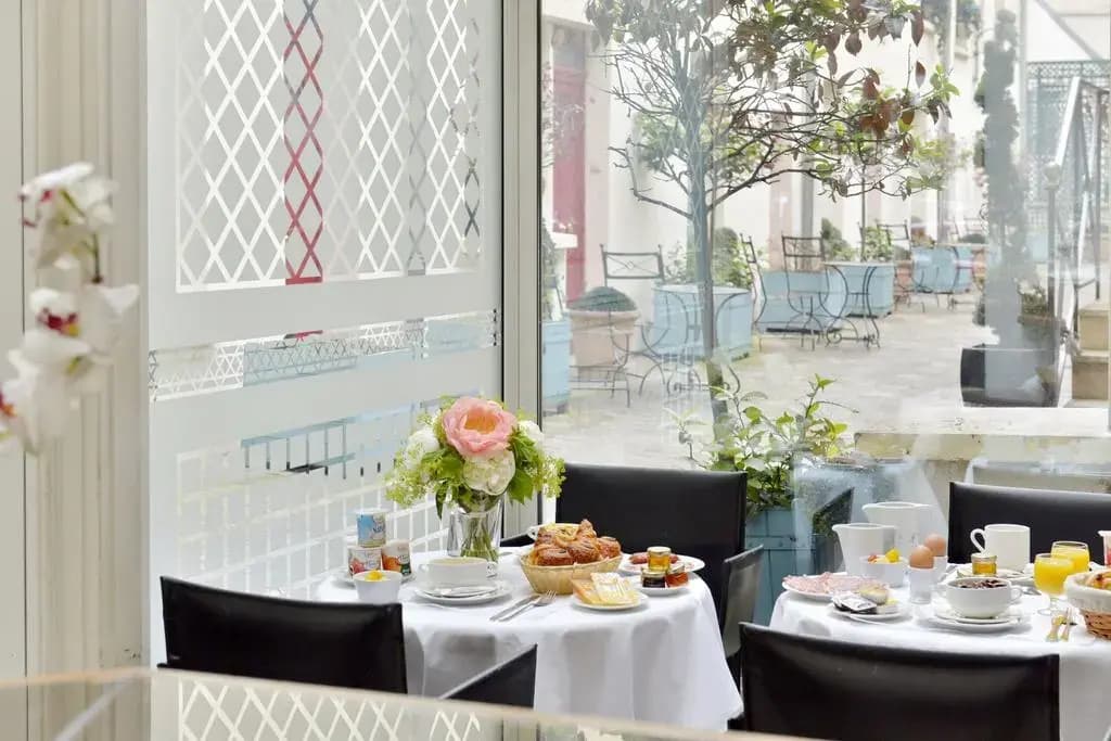 Hotel Unic Renoir Saint Germain - photo 11