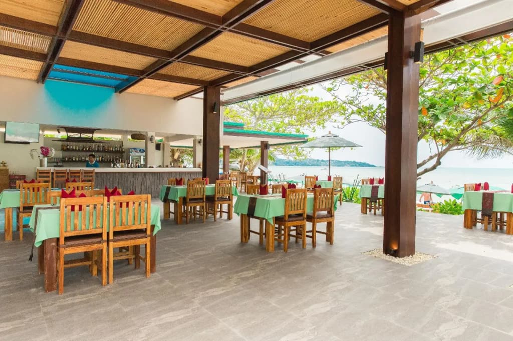 ASTROCOCO beach resort by Coconut Beach - photo 27