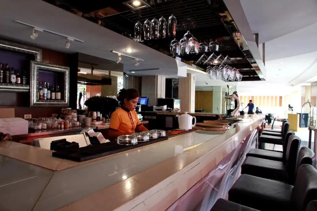 The Duchess Hotel - photo 37