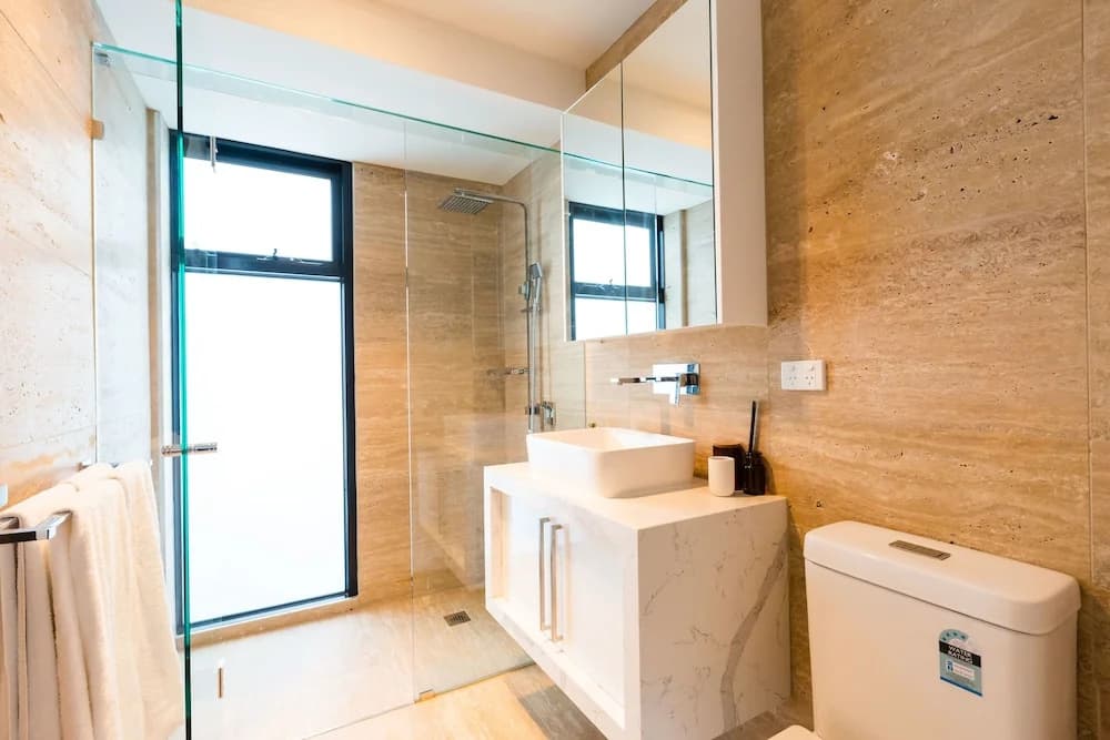 RENEE, 4BDR North Melbourne House - photo 8