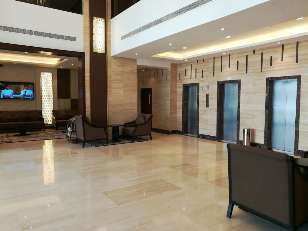 City Park Hotel Apartments - photo 11