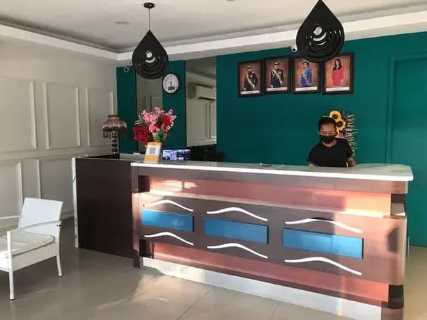 OYO 90487 K Threegod Hotel - photo 4