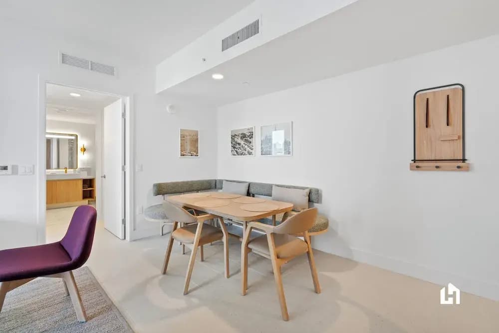 Stylish Apartments with Partial Ocean Views in Downtown - photo 41