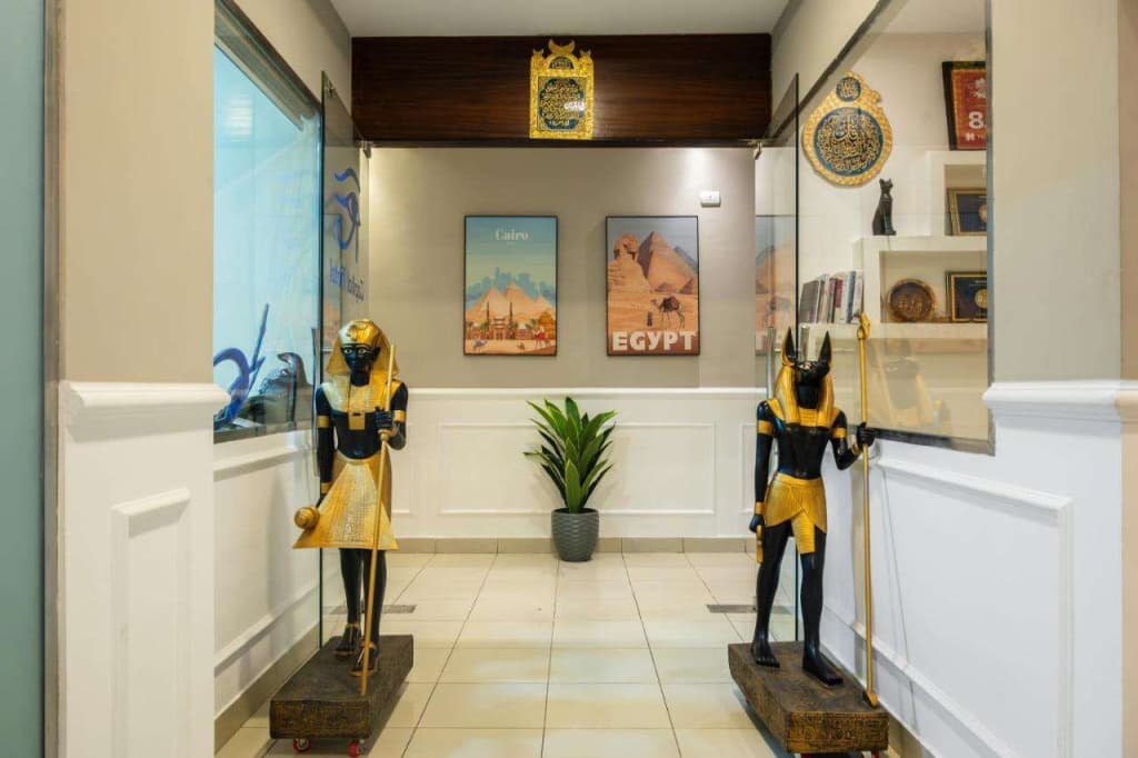 Capital Hotel - photo 12