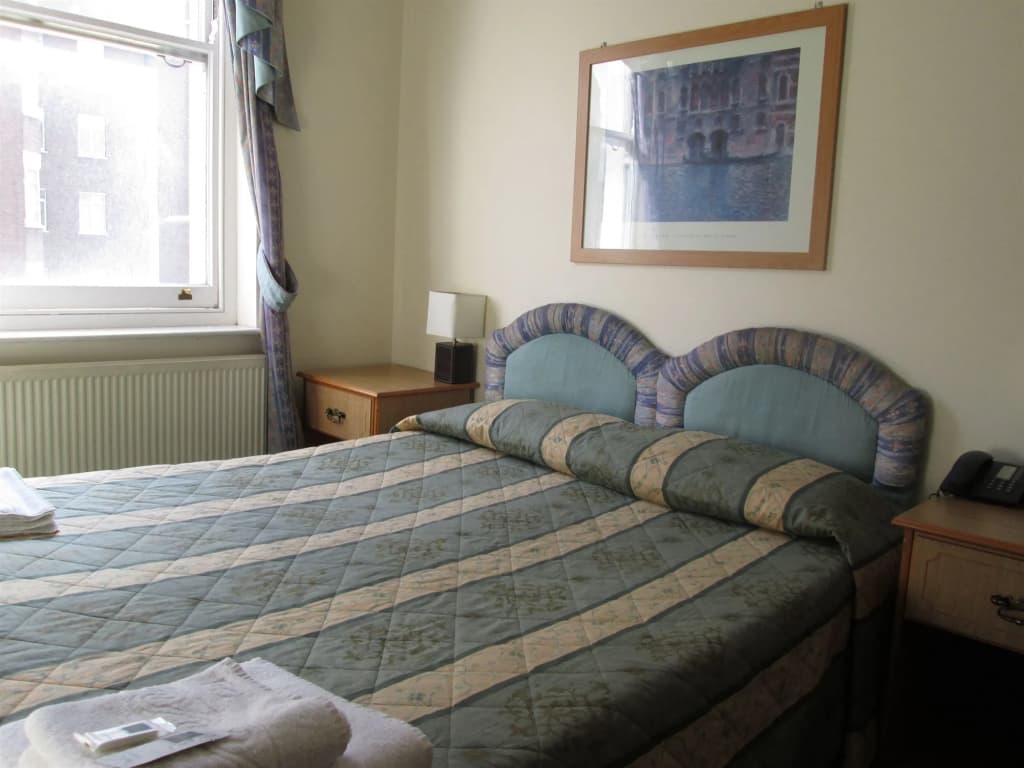 Brompton Hotel - photo 6