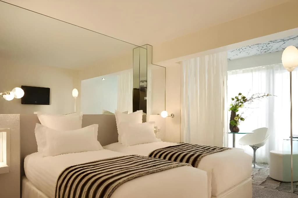 7 Eiffel Hotel - photo 4