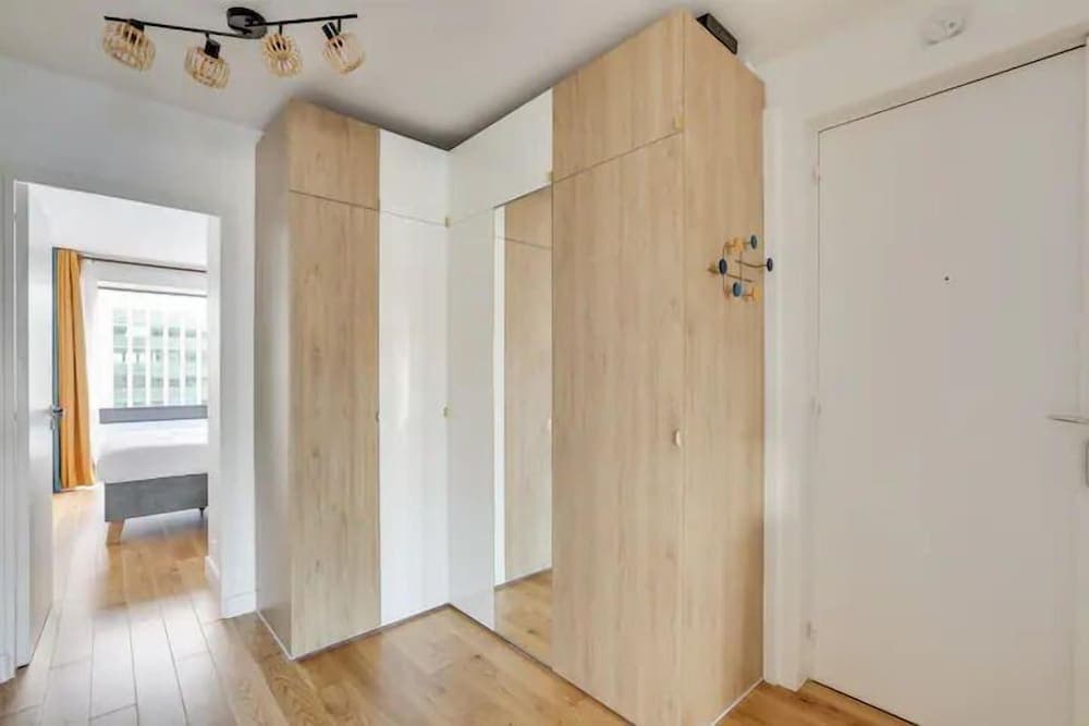 Paris luxury apartment Eiffel Tower View - photo 11