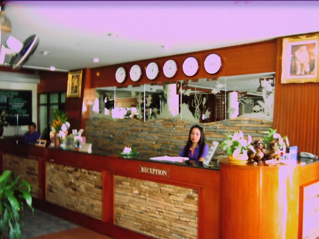 Queen Pattaya Hotel - photo 26