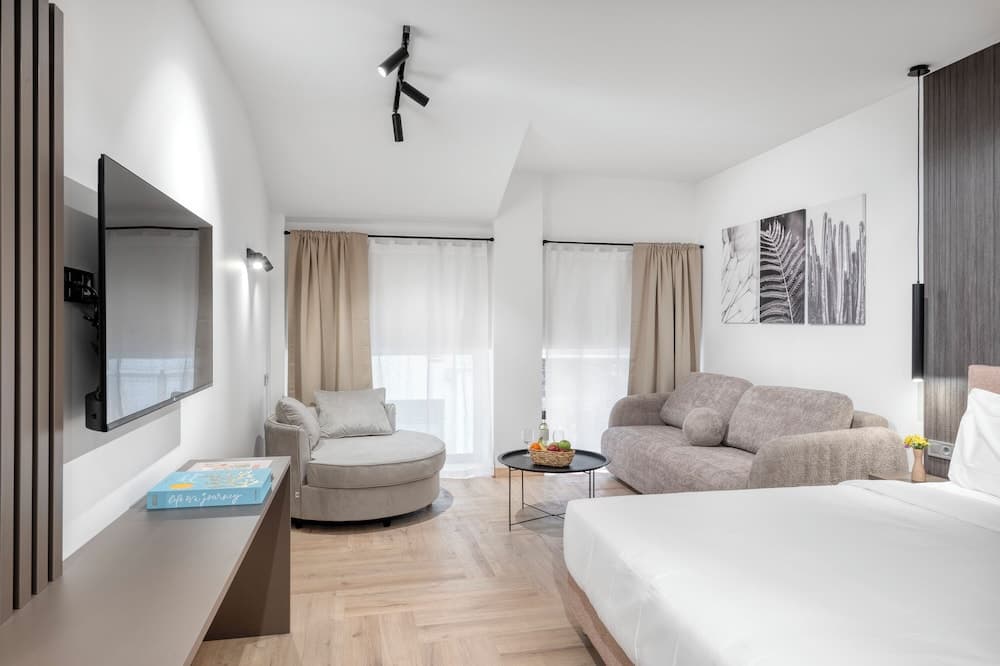 Athenian Heart Suites - photo 4