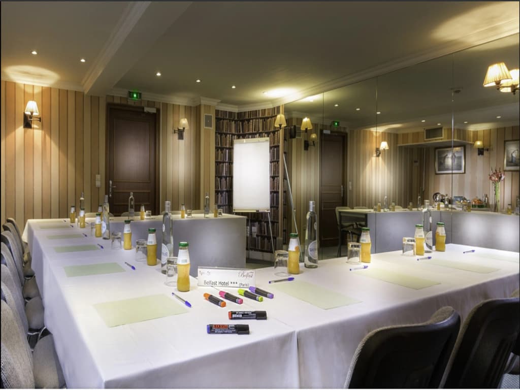 Hotel Belfast - photo 20