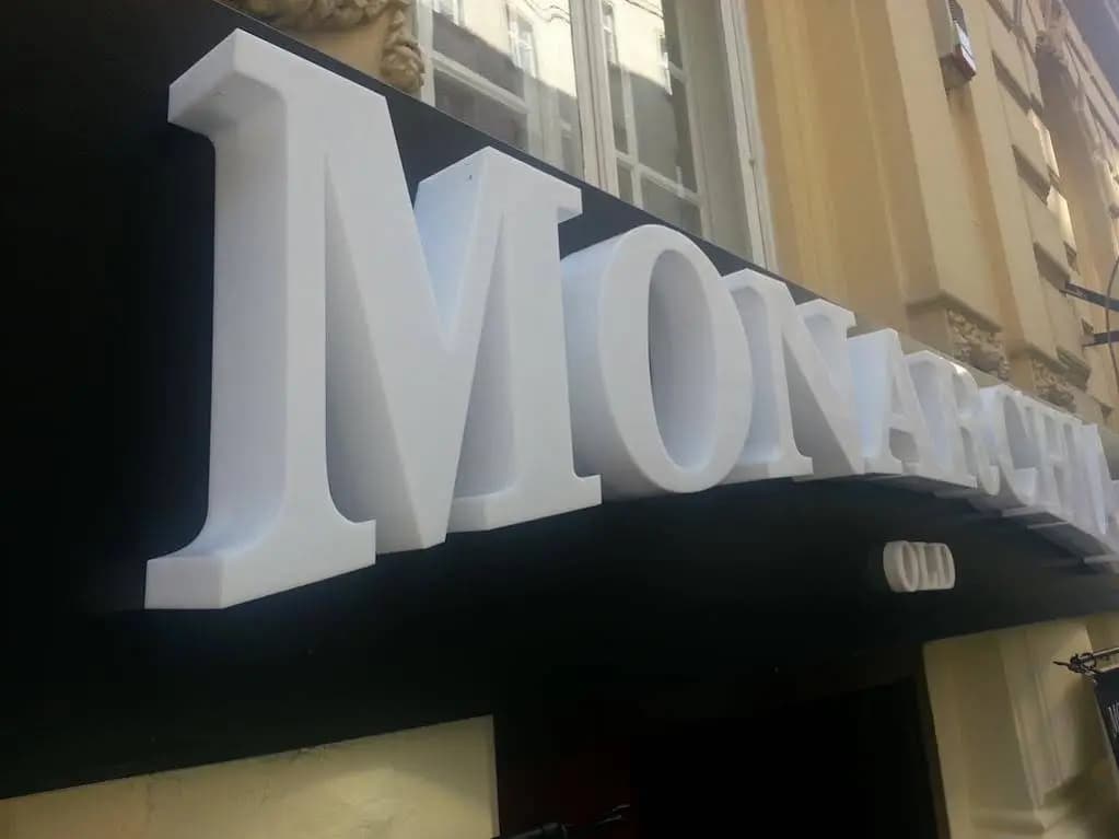 Old Monarchia Hotel - photo 1