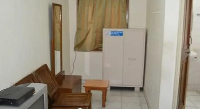 Five Star Guest House - photo 5