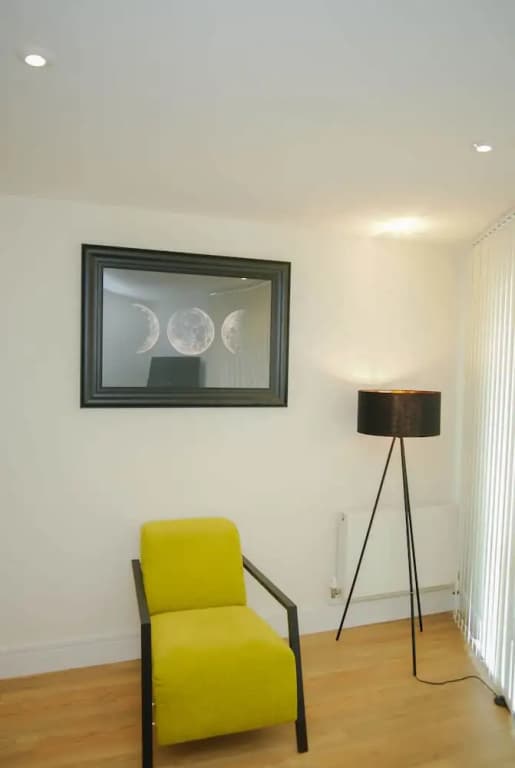 Executive 2 Bed Apartment - photo 9