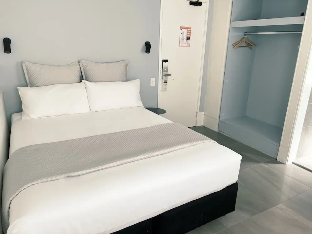 Sydney Boutique Hotel - photo 4