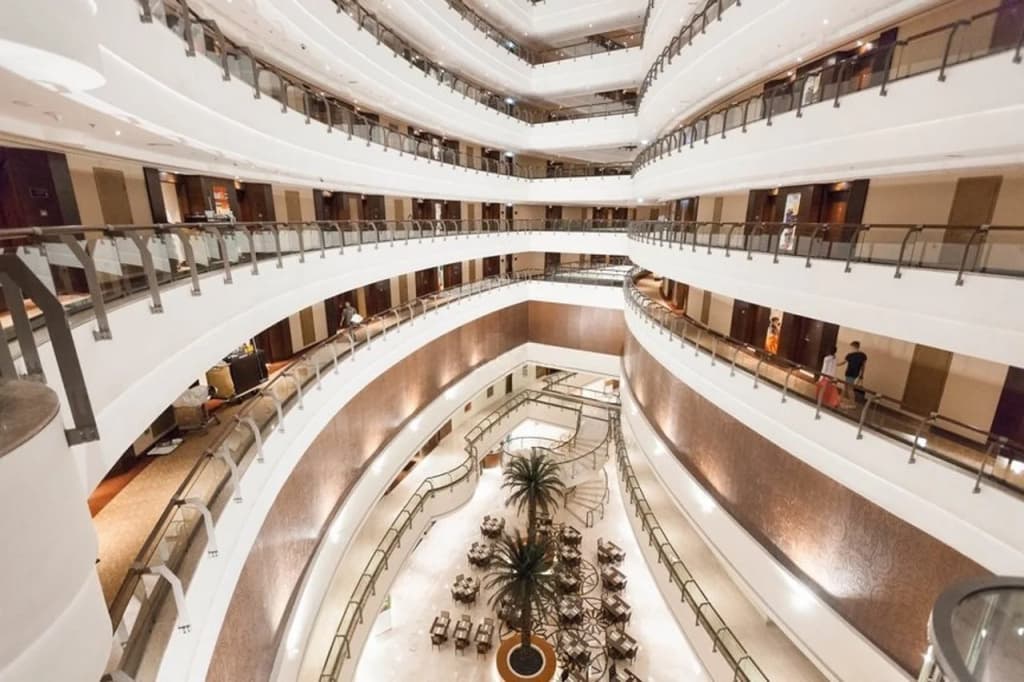 Khalidiya Palace Rayhaan by Rotana Hotel - photo 2