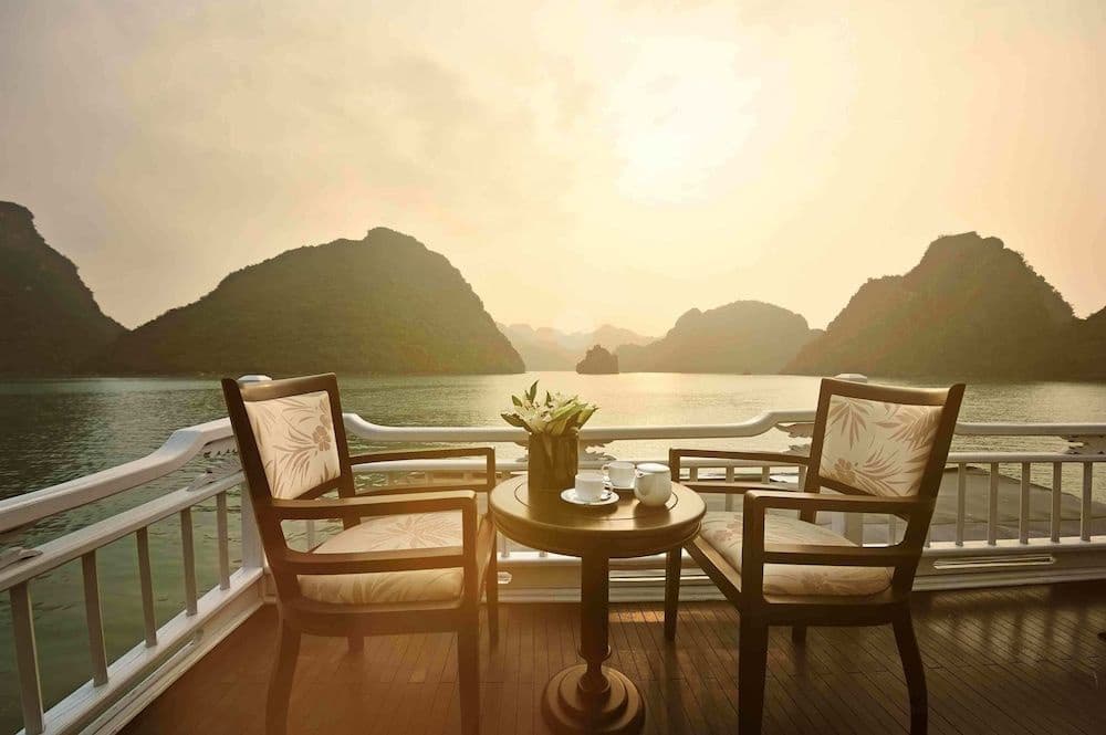 Gray Line Private Luxury Cruise - photo 15