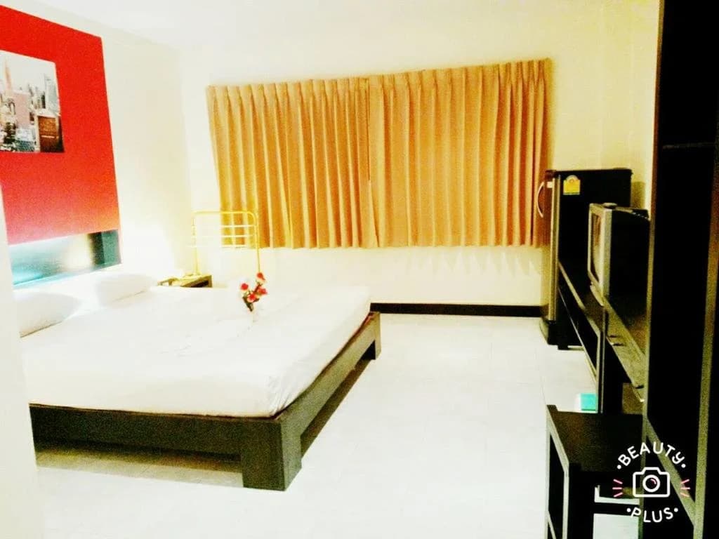 Roar Inn Patong - photo 2