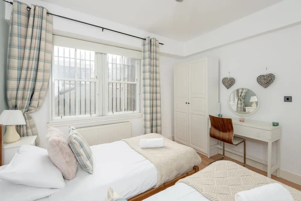Silver Lining - Luxury Jackson Apartment - photo 4