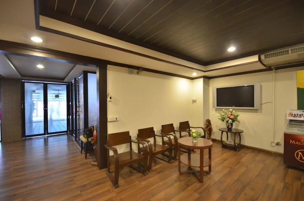 The Heritage Sathorn Suite Hotel - photo 17