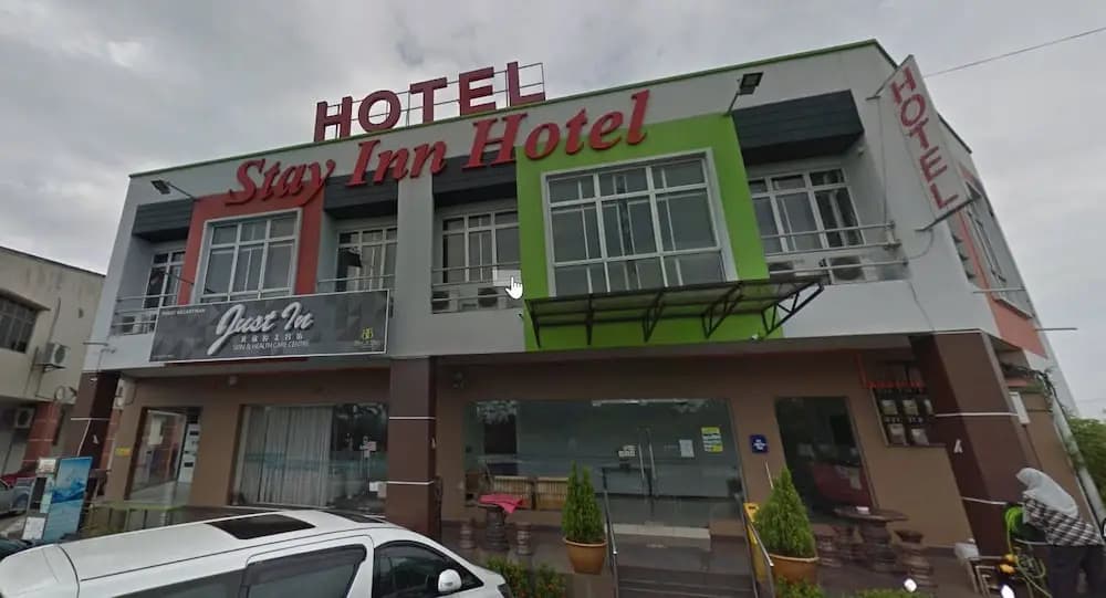 Stay Inn Hotel - photo 2