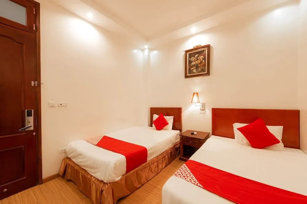 Lenka Hotel by OYO Rooms - photo 5