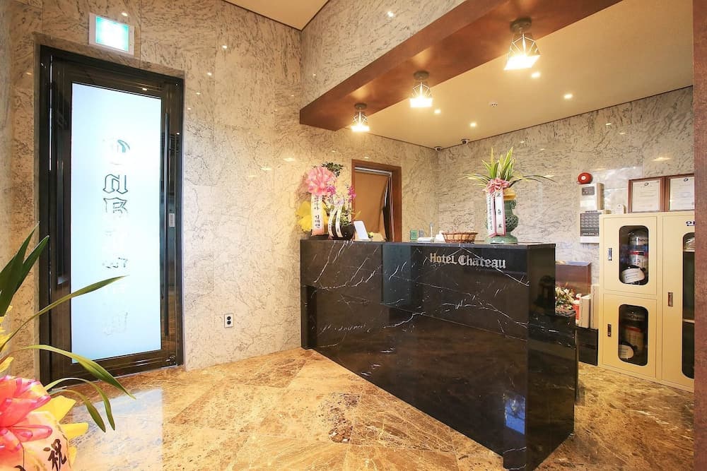 Yeongdeungpo Chateau Hotel - photo 2