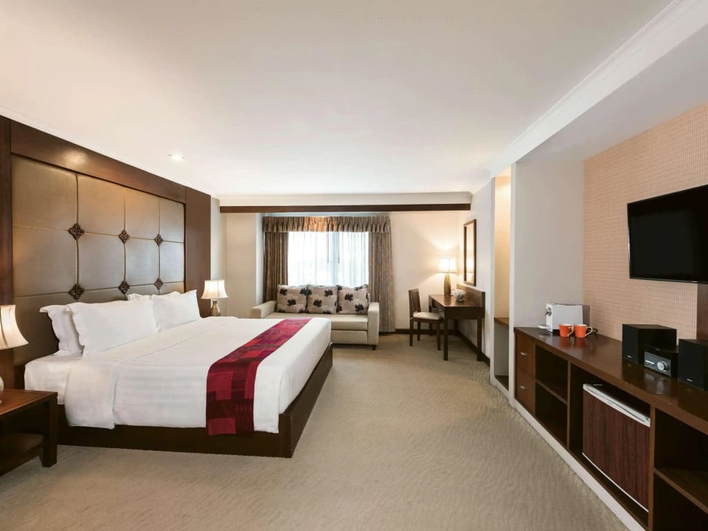 Mövenpick Suriwongse Hotel Chiang Mai - photo 25