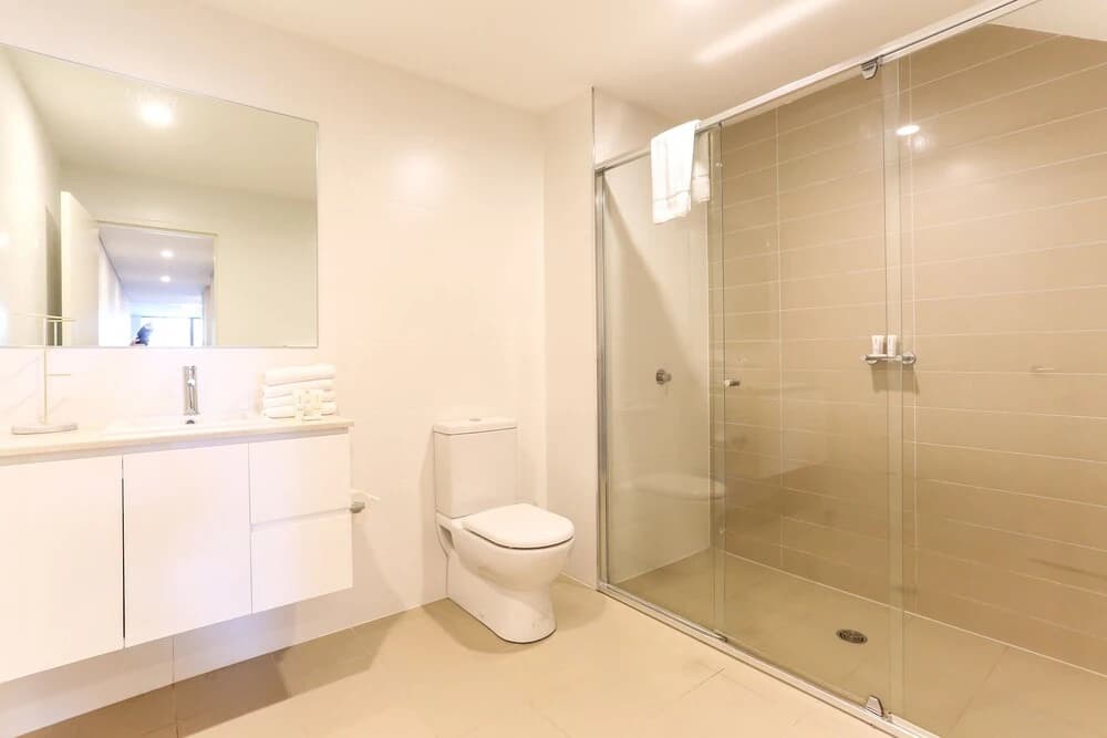Spacious Apartment at Waitara - photo 8