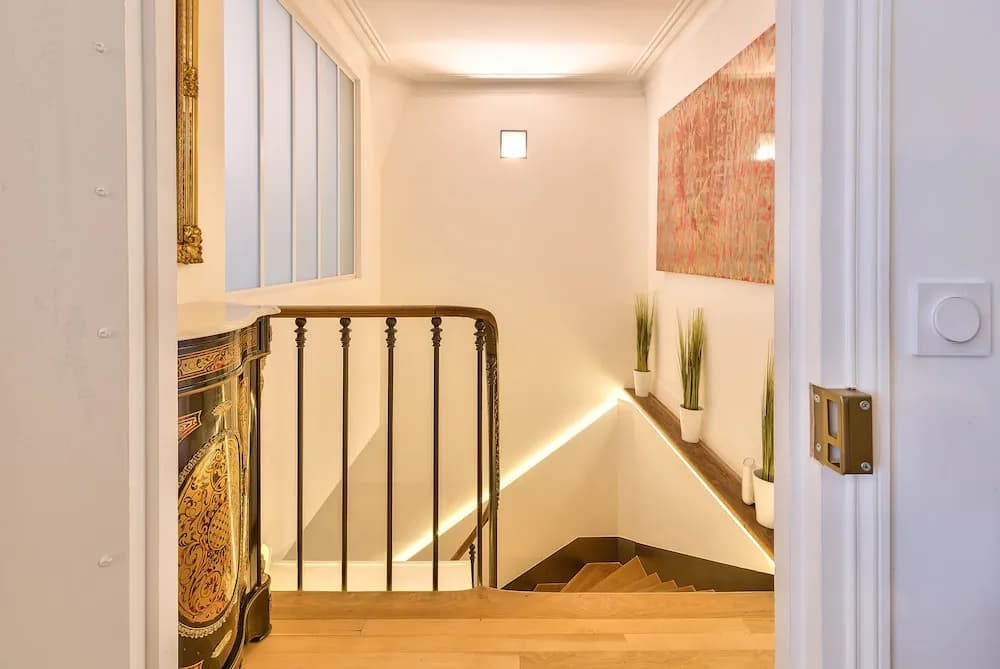 NEW Paradis 2 Flats in Heart of Paris - photo 9