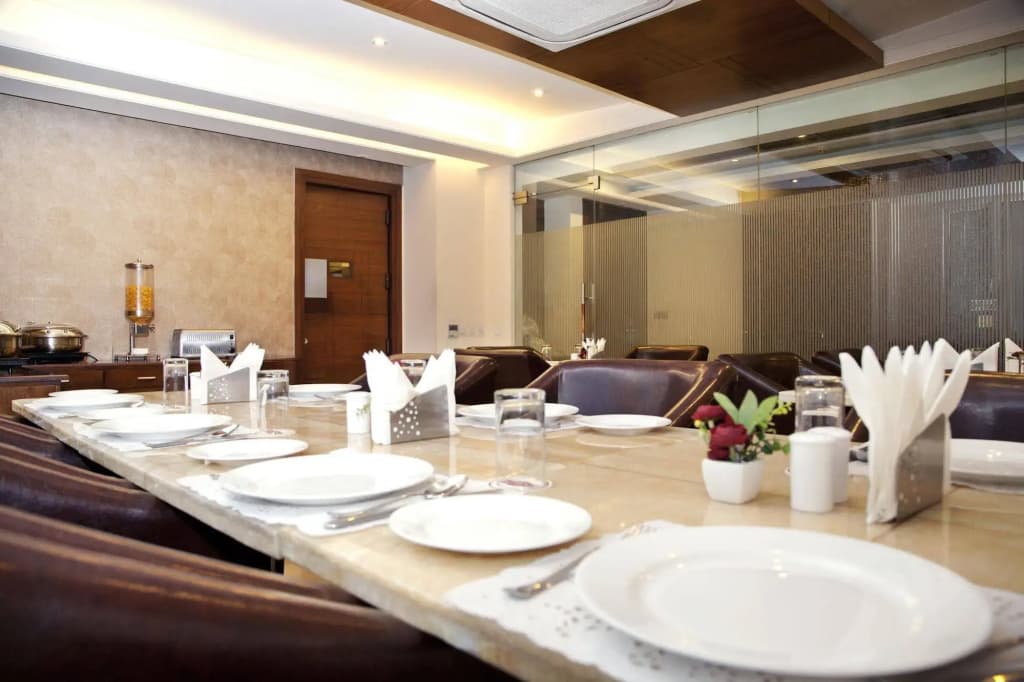 Alpina Hotels & Suites - photo 19